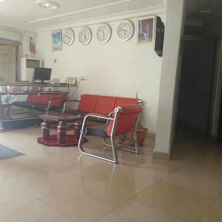 Flamingo Hotel Festac Town Exterior photo